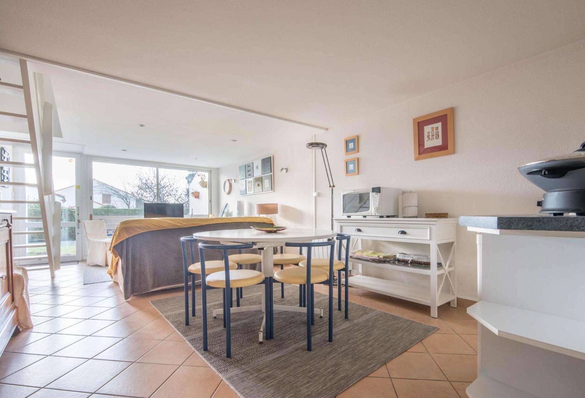 Maison Dans Residence Calme + Piscine A Pornic Esterno foto